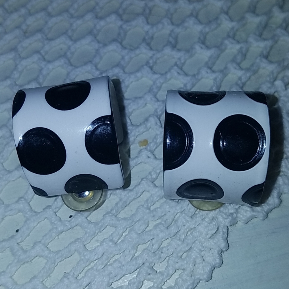 Vintage black and white polka dot earrings